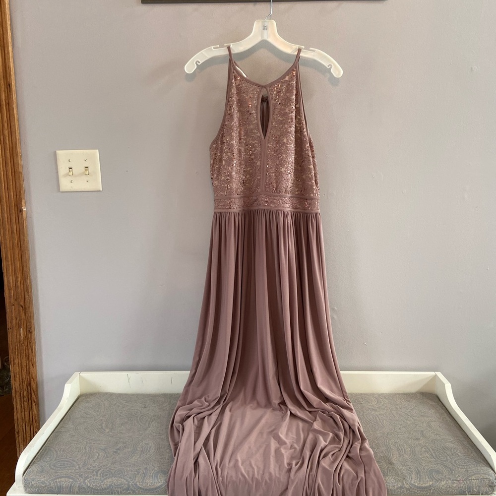 Gorgeous Keyhole gown! NWOT Smoke free home! - Picture 5 of 8